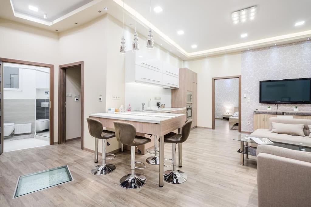 Ferienwohnung Szalag Utca 6 Luxurious Flat Castle District Budapest Exterior foto